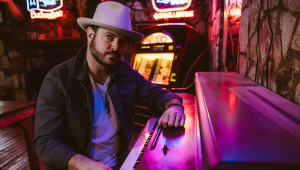 Image of Wade Bowen